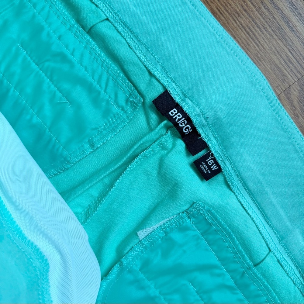 Briggs Capri Pants - Picture 6 of 6